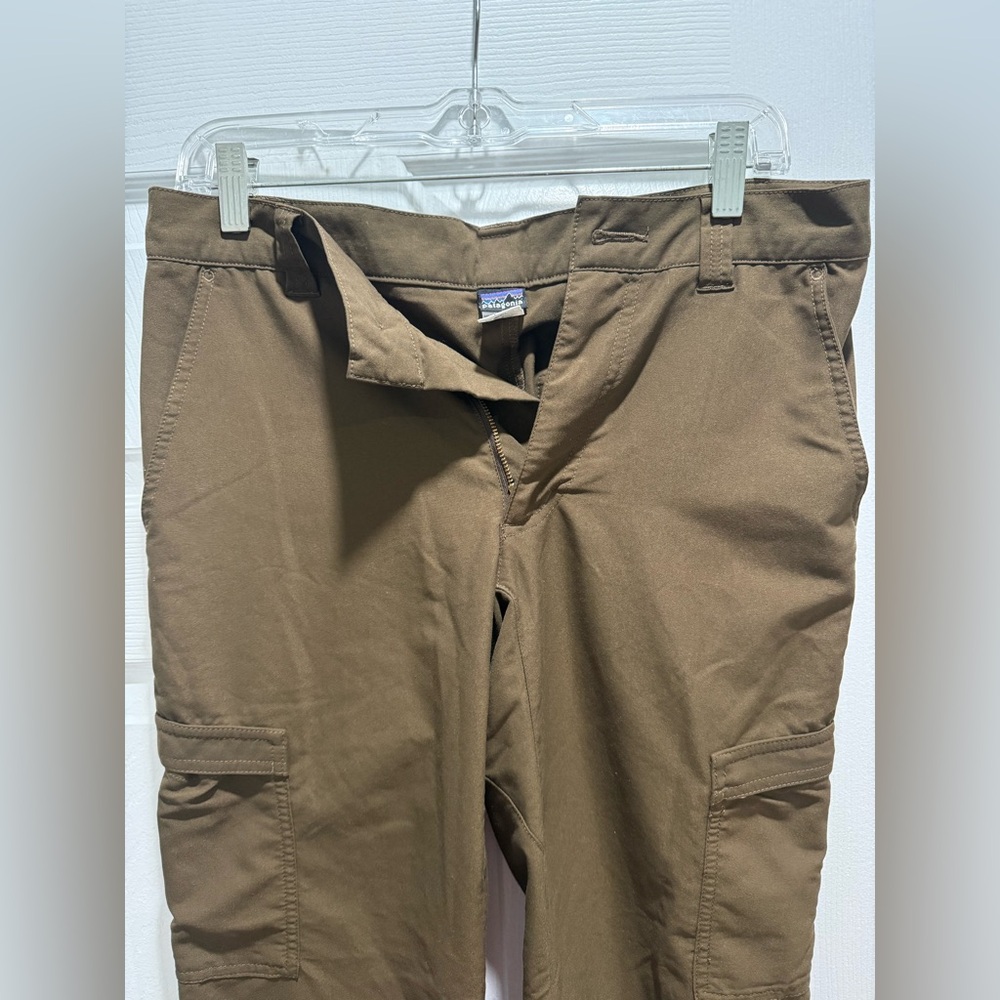 Patagonia Men's Cargo Pants in Chocolate Brown
